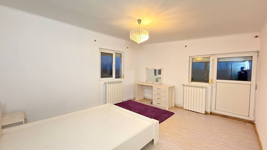 Casă de vânzare, 4 camere, 162 mp Buturugeni - Poză 8