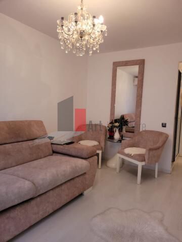 LUJERULUI -MALL PLAZA -APARTAMENT IN OGLINDA(2 INTRARI SEPARATE) - Poză 1