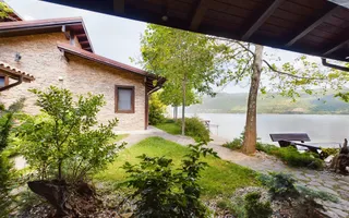 Pensiune de Lux pe Malul Dunării în Dubova - Poză 23