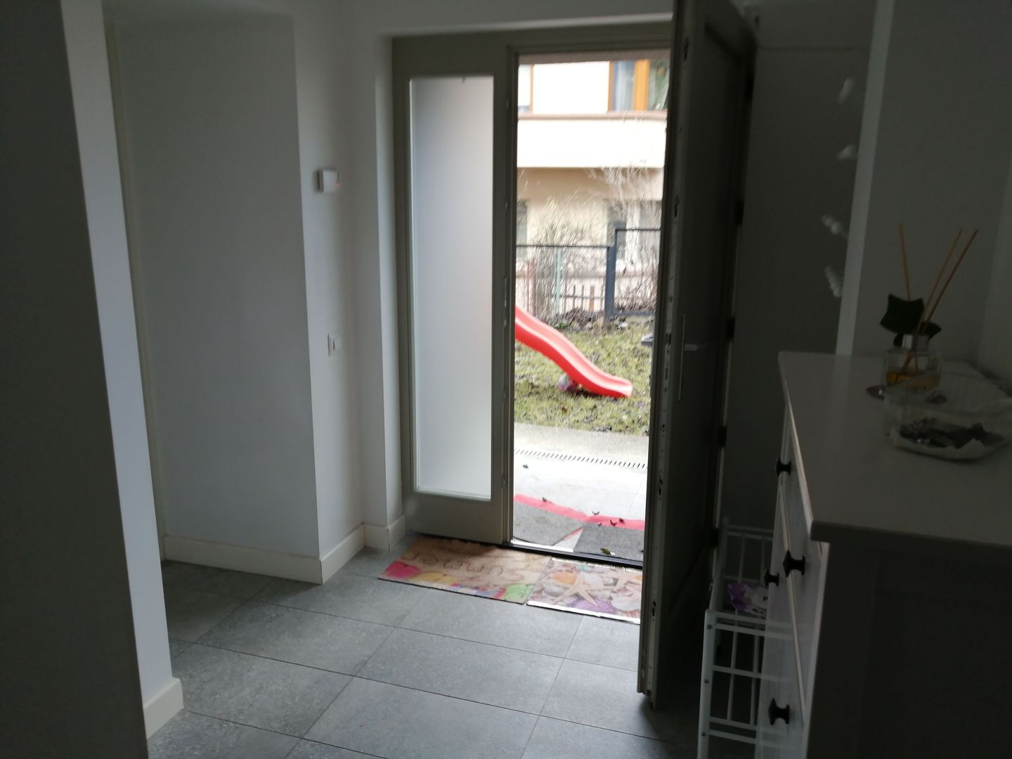 Apartament la casa zona STAR - Poză 4