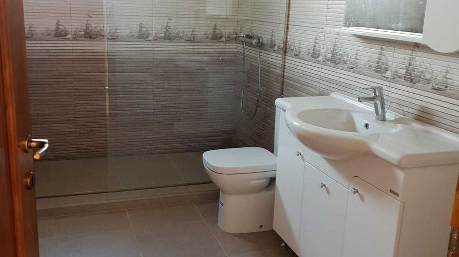 Inchiriez apartament - Poză 2