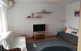 Vanzare garsoniera Piata Victoriei sect 1 - Poză 1