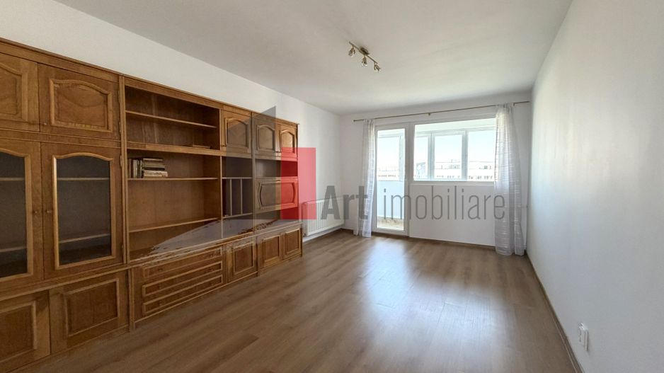 Apartament renovat, decomandat, luminos | Zona Dristor metrou - Poză 1