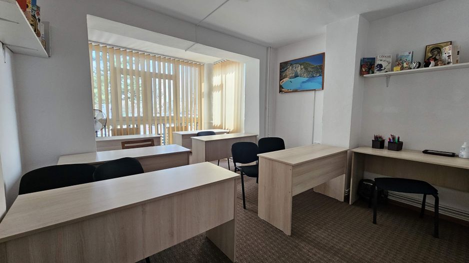 Zona Afi-Camera de comert apartament 3 camere etaj 1 - Poză 11