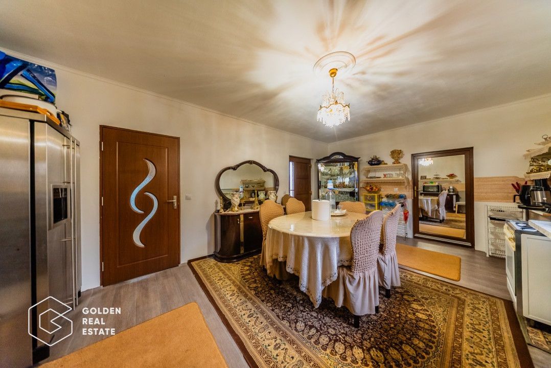 Casa 8 camere, teren 1200 mp, potential comercial, Curtici - Poză 7