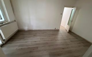 🏠 Oportunitate în Dâmbu : Apartament cu 2 camere la parter cu balcon, - Poză 1