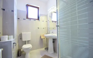 Vilă Duplex 240 mp | Grădină | Garaj | zona Pipera - Poză 17