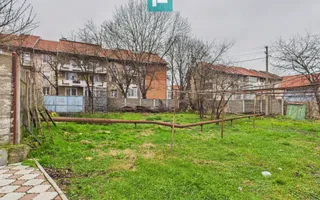 Două case, curte mare, lângă Castelul Corvinilor - Poză 42