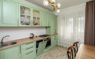 Chirie, apartament, 2 camere, strada Vasile Alecsandri, Centru - Poză 1