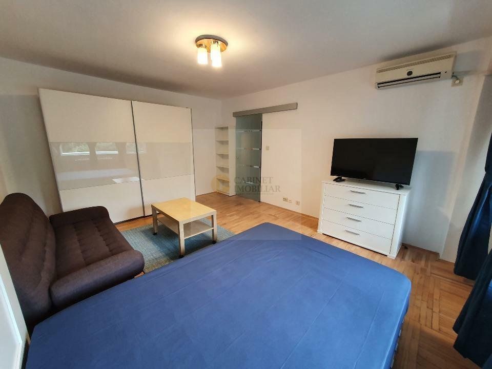 Garsonieră 40mp | Mobilată complet | Bloc cu lift | Bulevardul Decebal - Poză 3