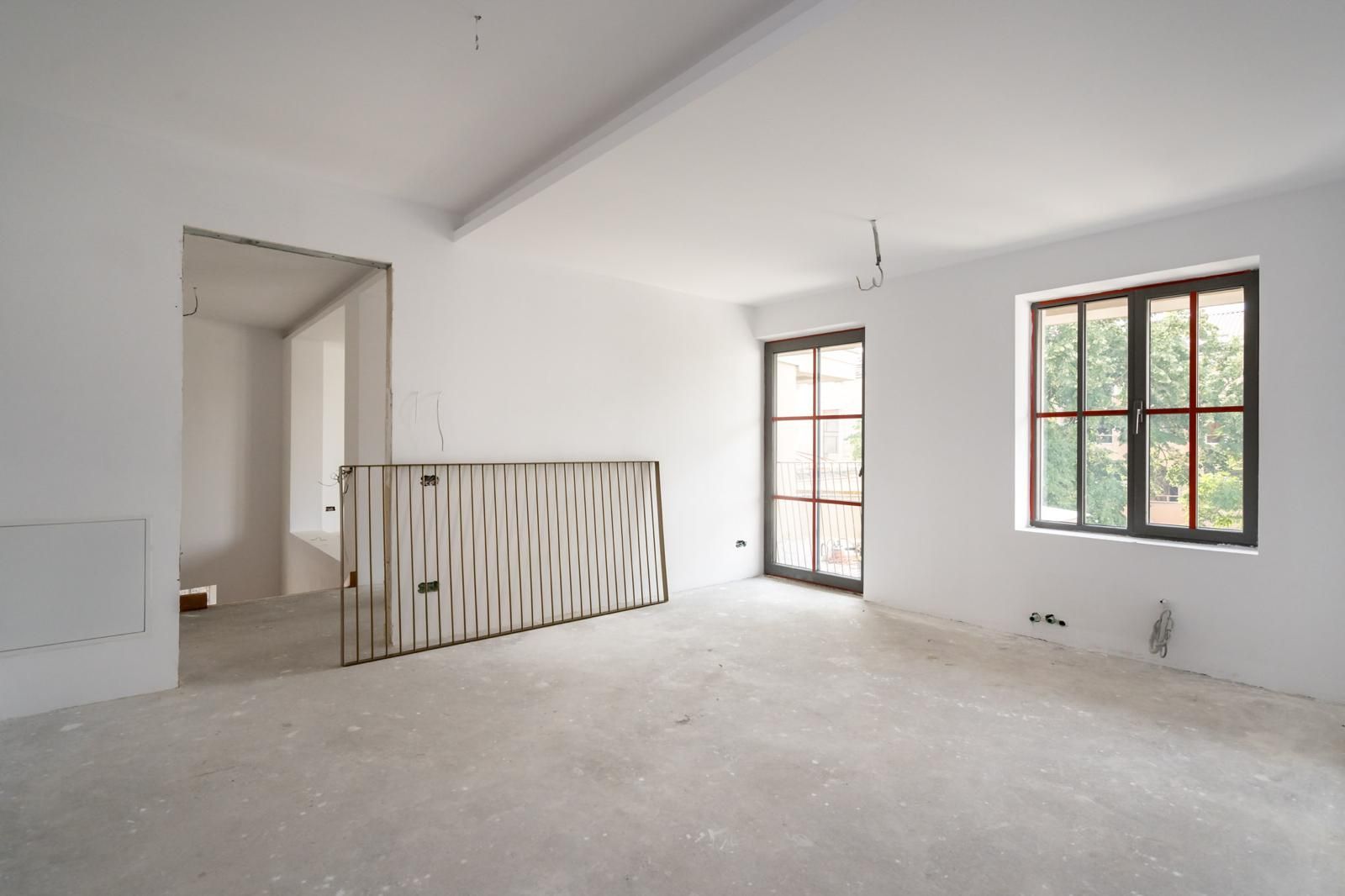 O BIJUTERIE ASCUNSA IN CENTRUL BUCURESTIULUI - Poză 9