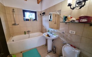 Casa de vanzare 5 camere, 980 teren, zona Piata Cetate - Poză 13