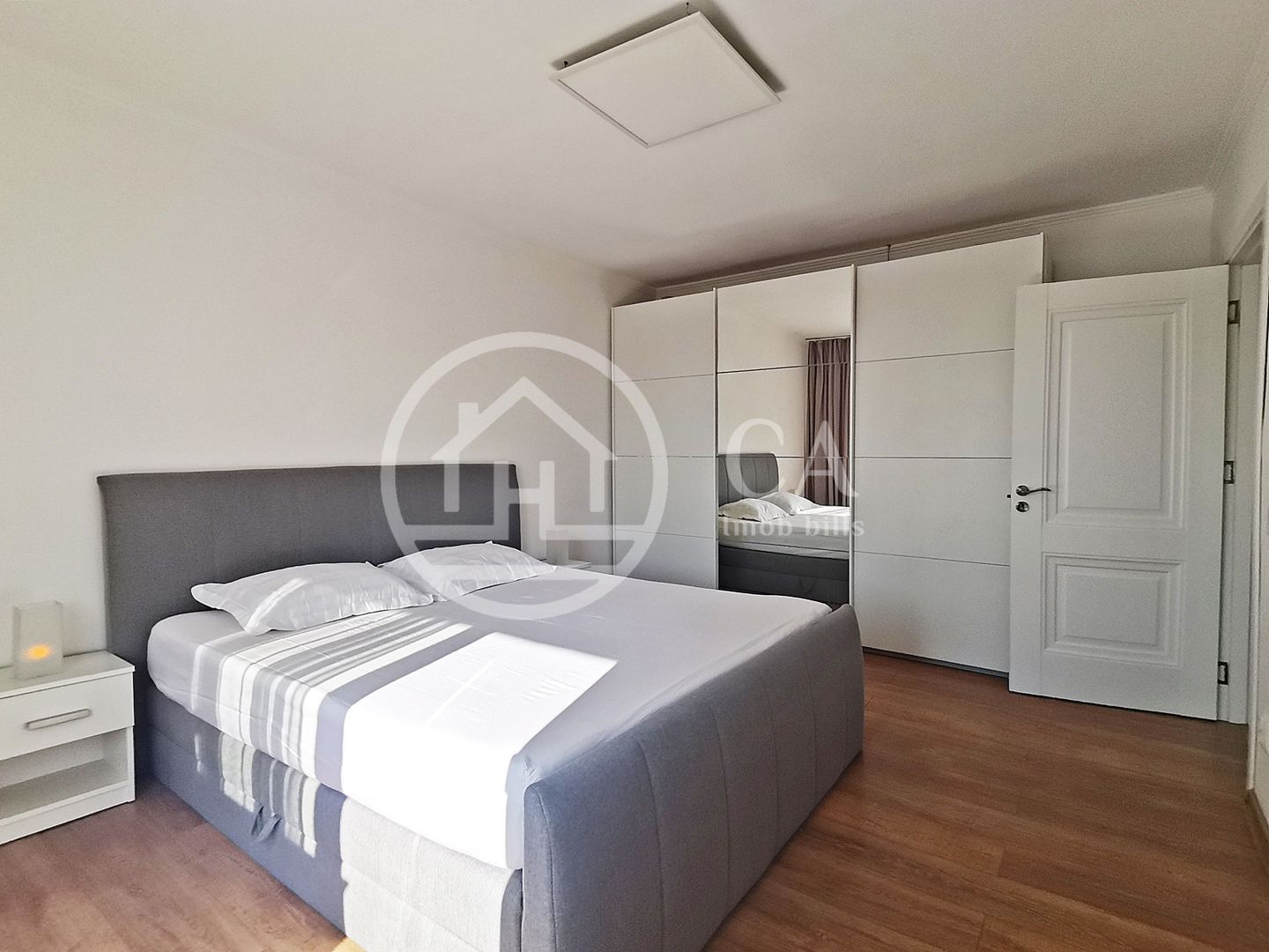 Apartament de inchiriat cu 3 camere in zona Dacia , Oradea - Poză 1