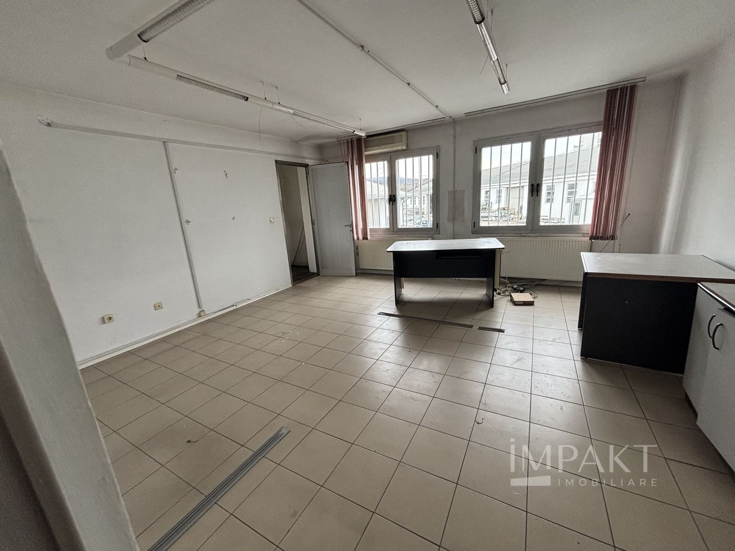 Hala industriala pentru productie sau depozitare. Baciu - Poză 5