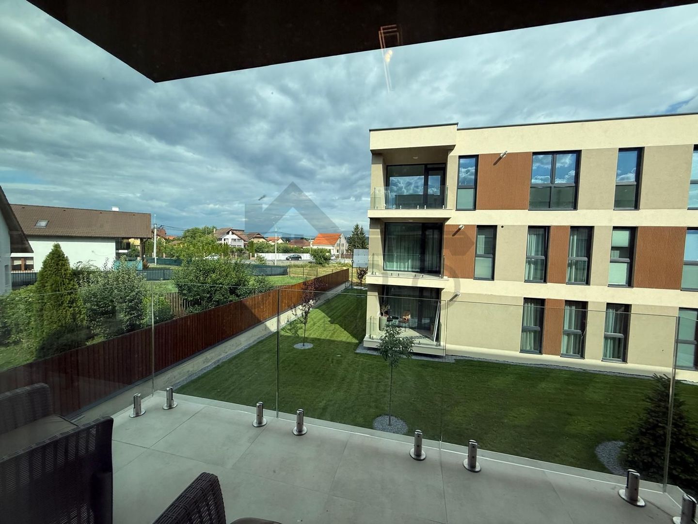 Inchiriez apartament cu 2 camere , bloc nou - Poză 14