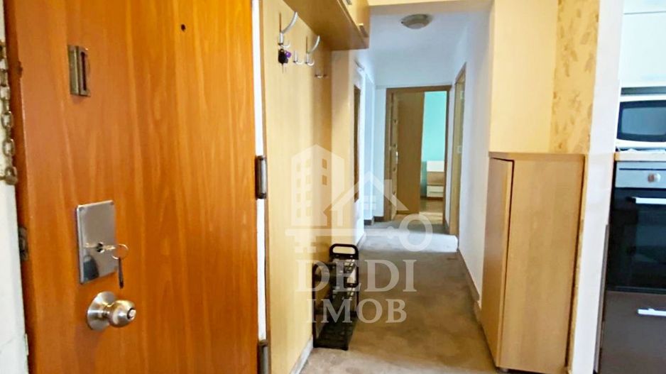 Apartament cu 3 camere de vanzare zona Bulevardul Dacia, Oradea - Poză 10