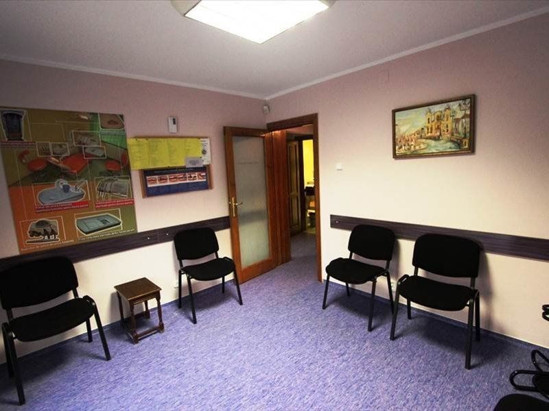 Spațiu parter cu destinație mixtă, zona fostă Lidia – 67 mp - Poză 9