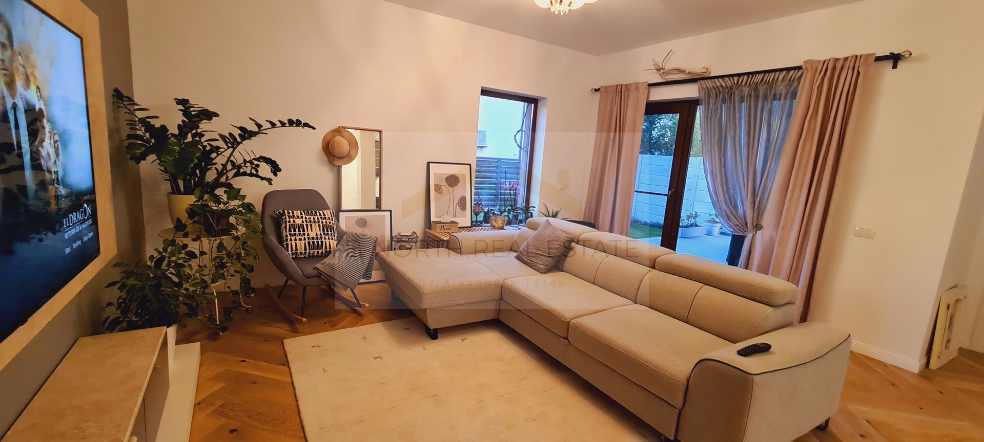 VILĂ DE ÎNCHIRIAT – OTOPENI, Str. 23 August (lângă Penny) - Poză 1