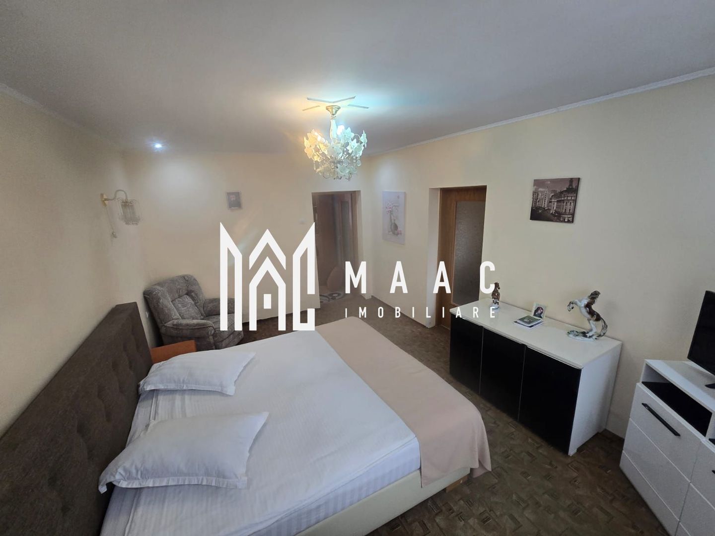 Casa de vanzare 2 apartamente separate garaj si curte zona piata Cluj - Poză 4