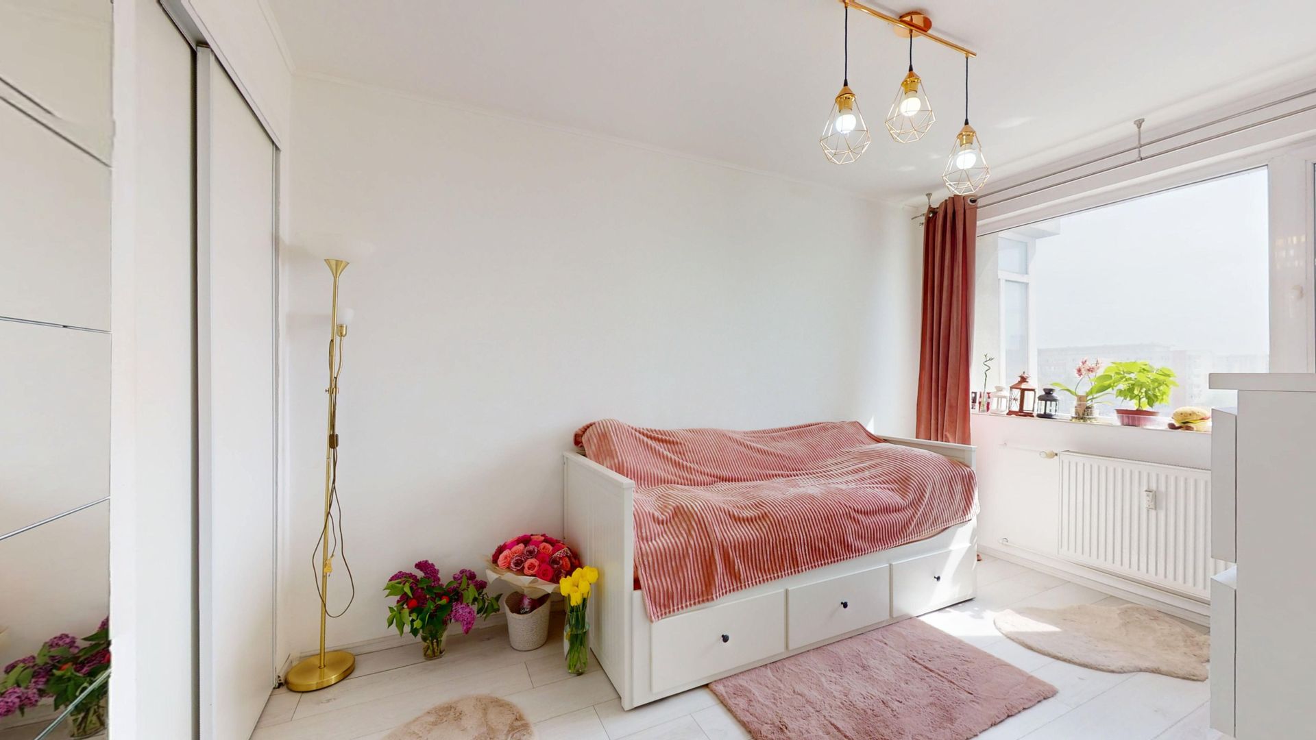 Apartament 3 camere  Metrou Basarab 0% Comision - Poză 2
