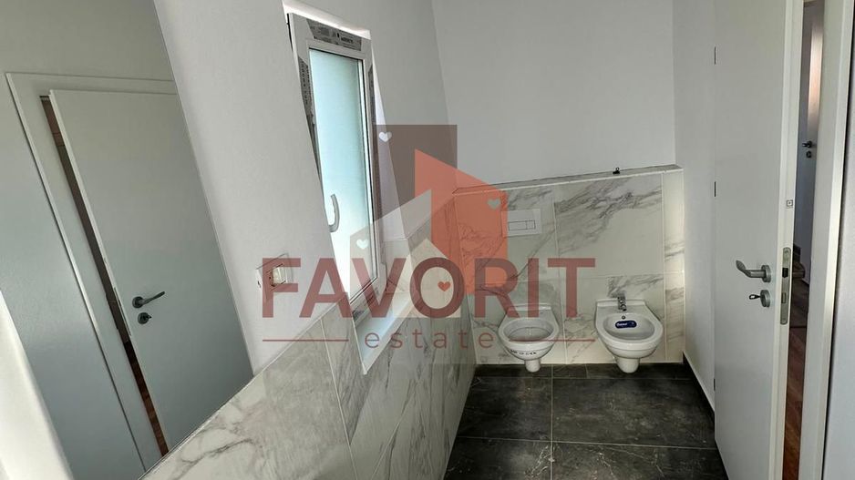 Duplex despartit prin camera tehnica | 4 camere | Toate utilitatile | - Poză 15