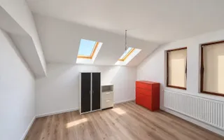 Vila cu 4 camere de închiriat | Henri Coandă | curte - Poză 11