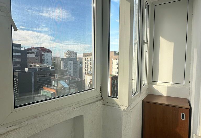 Apartament spațios 2 camere, vedere Delea Nouă – Theodor Speranția - Poză 8