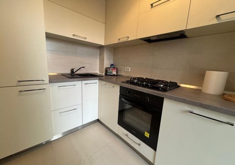 APARTAMENT STUDIO  PARCARE MOBILAT SI UTILAT ZONA 13 SEPTEMBRIE - Poză 1