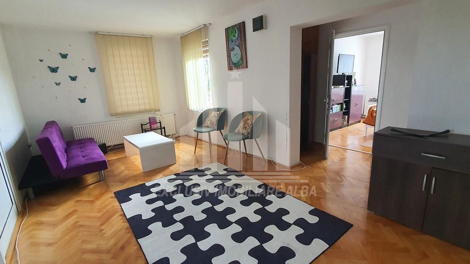 Propunem spre vanzare vila pozitie ultracentrala in Cetate - Poză 4