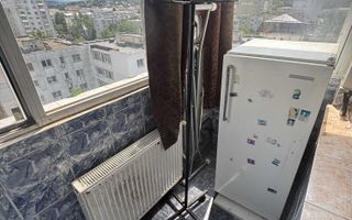 O camera mare libera in apt 3 cam Mircea pentru baiat - maxim 30 ani - Poză 3