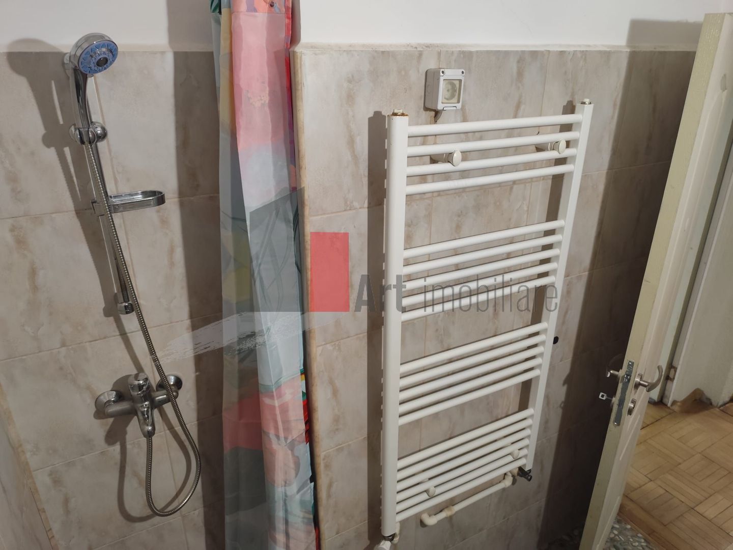 Apartament de vanzare cu 2 camere in zona Pajura. - Poză 35