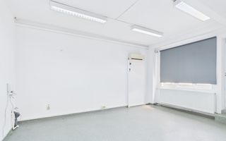 Clădire de 560 mp utili ~20 încăperi | Configurație medicală - Poză 4