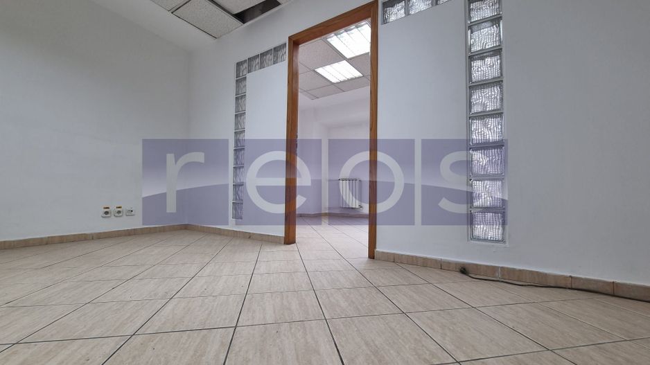 VANZARE SPATIU COMERCIAL | 30 CAMERE | ZONA UNIRII - Poză 14