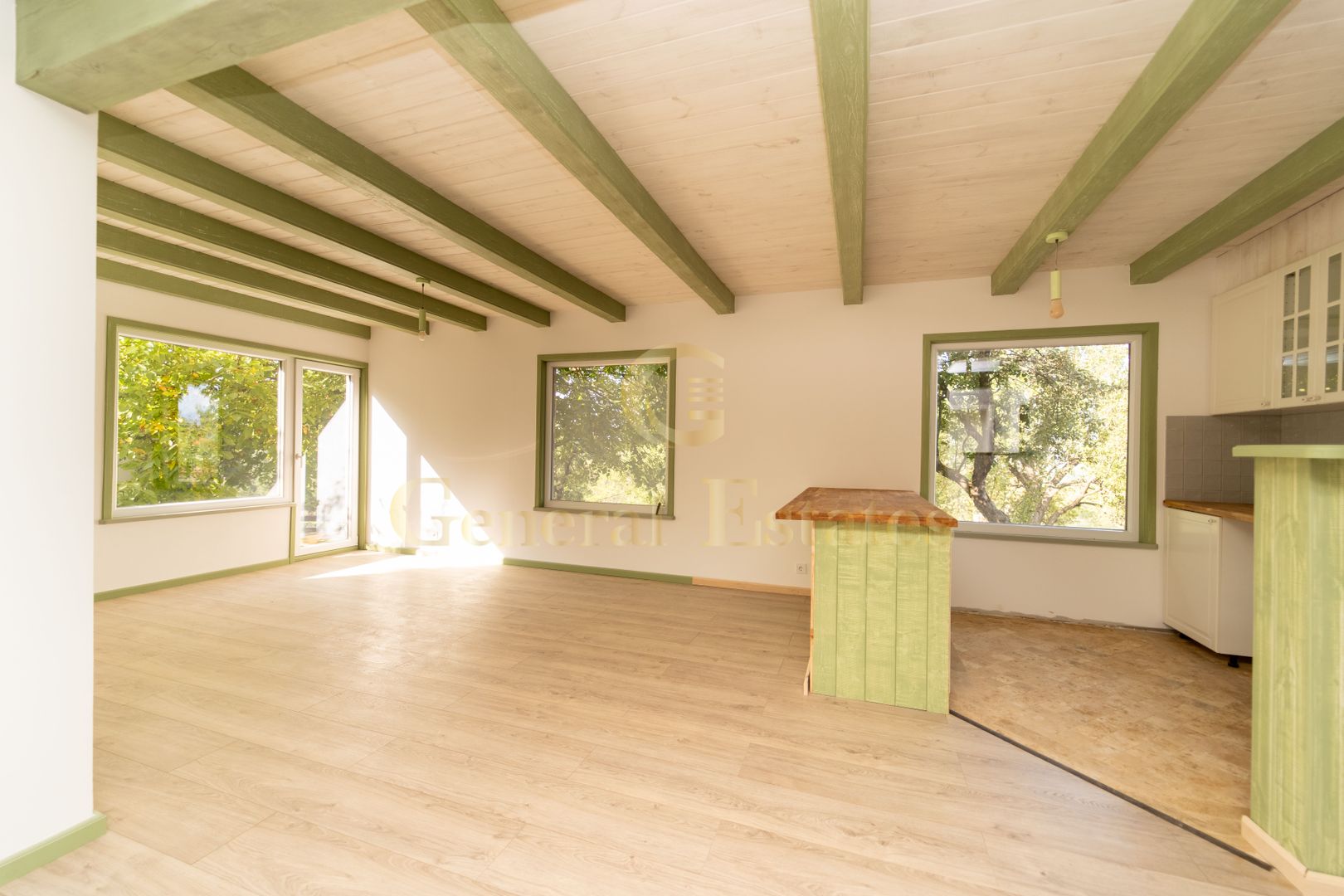 Casa de vacanță din Tohănița – locul unde muntele întâlnește liniștea - Poză 9