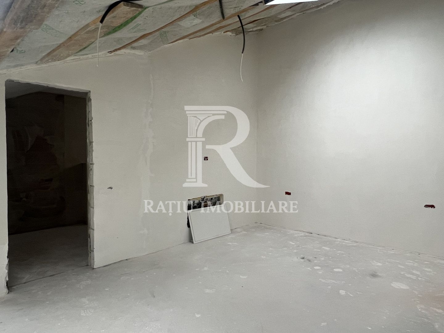 Apartament cu 2 camere tip mezanin | Central | Charm Residence | Oradea - Poză 11