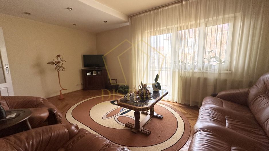 Apartament deosebit cu 3 camere | Soarelui - Poză 3