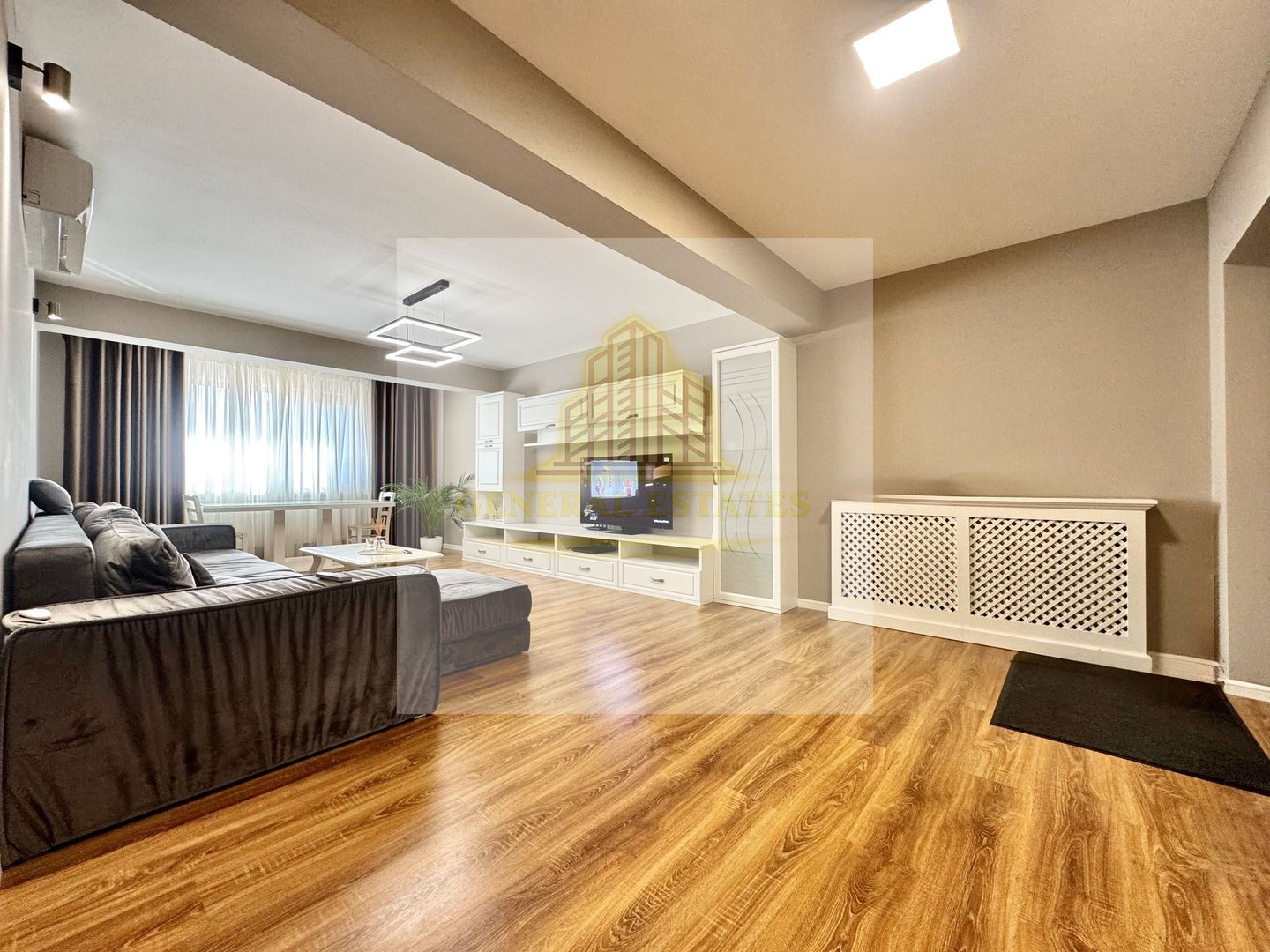 Vânzare apartament cu 3 camere - 130 m.p - în Zona CUG, Iași. - Poză 4