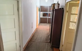 Casa vacanta,investitie  in Gurahont cu teren generos - Poză 11