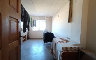 Apartament de vanzare cu 3 camere, decomandat -55 mp. balcon, pivnita - Poză 15