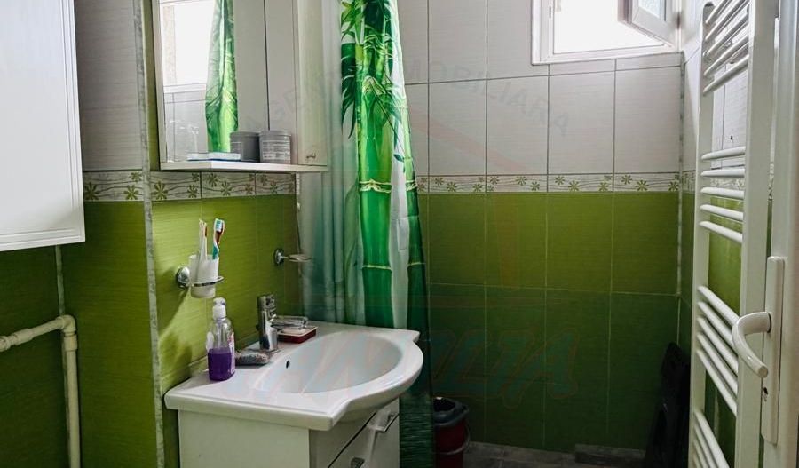 De vanzare Apartament 3 cam dec. in Galati, Micro 20, etaj 7,  65 mp - Poză 7