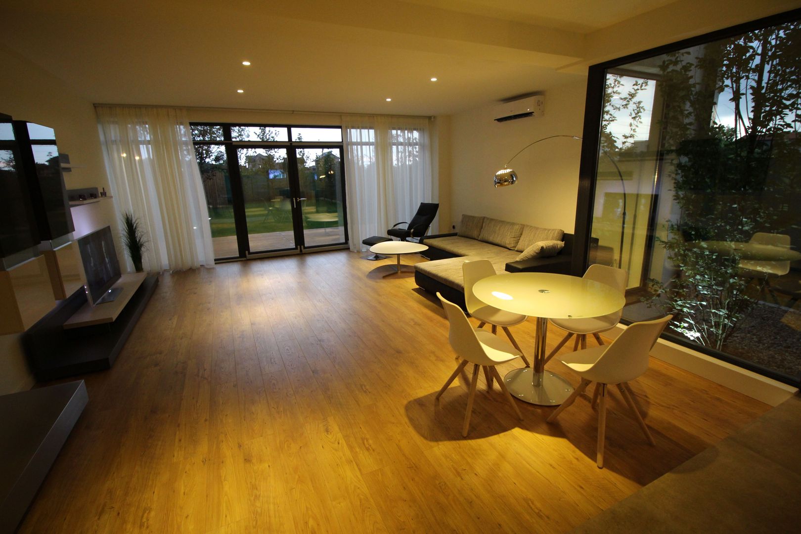 Casa de inchiriat - Poză 24