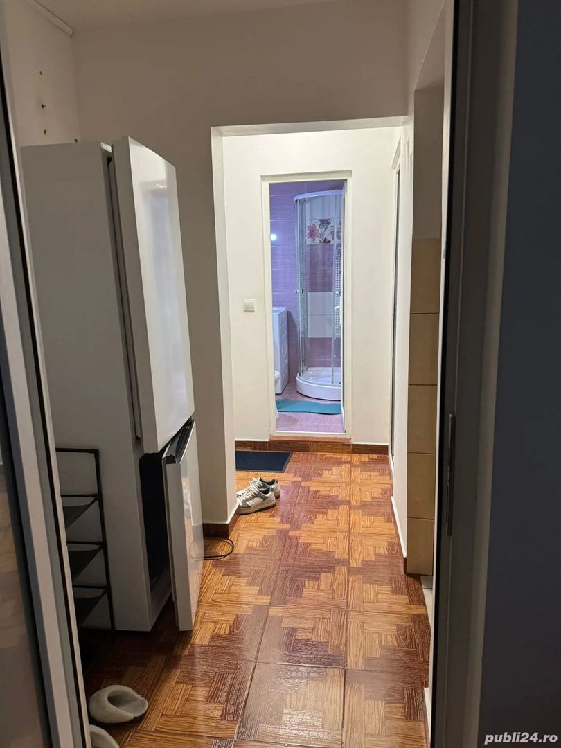 Apartament cu doua camere decomandat - Poză 6