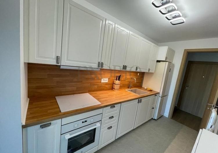 Apartament 3 camere lux .Parcare inclusa  | Expozitiei - Poză 4