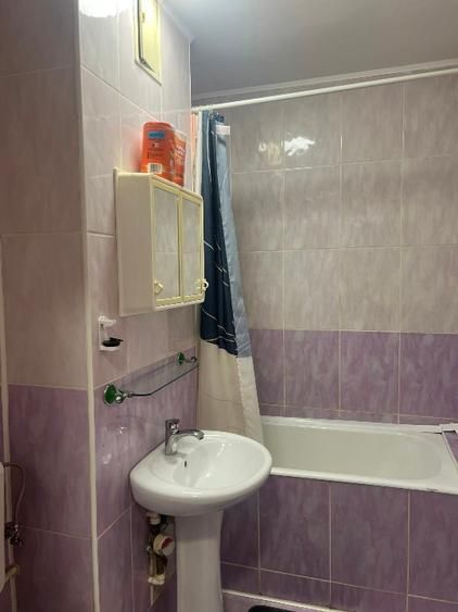 Închiriere Apartament cu 2 camere renovat, 4 min metrou Costin Georgian - Poză 6