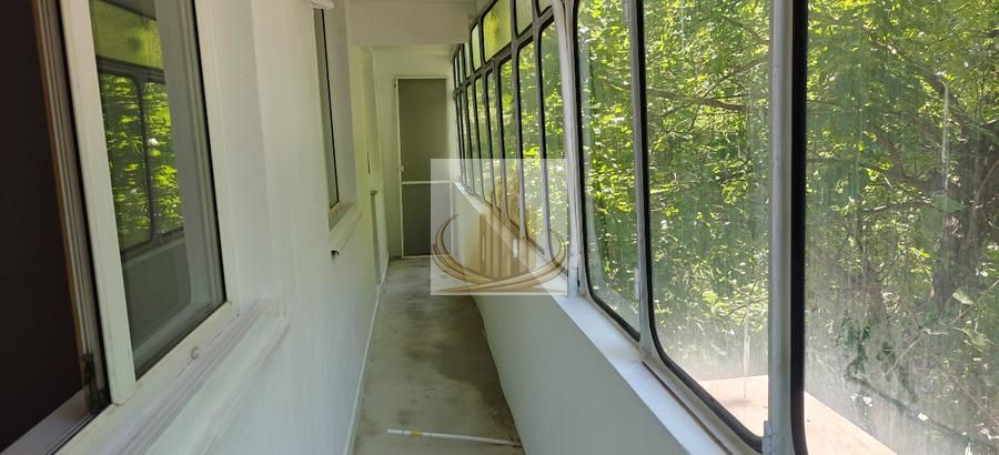 Vanzare apartament 3 camere decomandat Tineretului - Poză 4