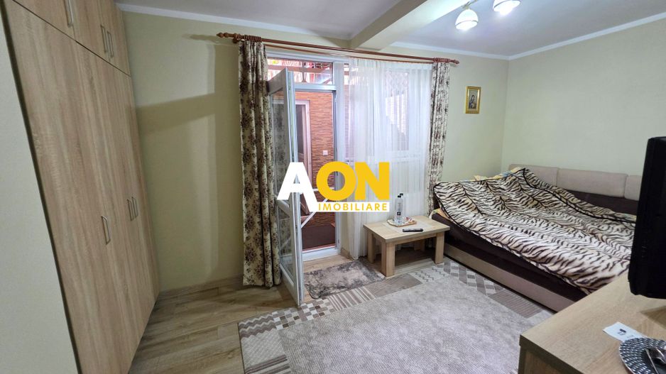 Casă 4 camere, mobilată, utilată, D+P+M, 326 mp teren, Cetate - Poză 23