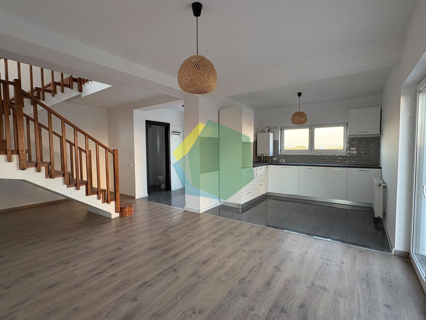 Casa Duplex P+1,  curte 165mp |Central | Otopeni - Poză 3
