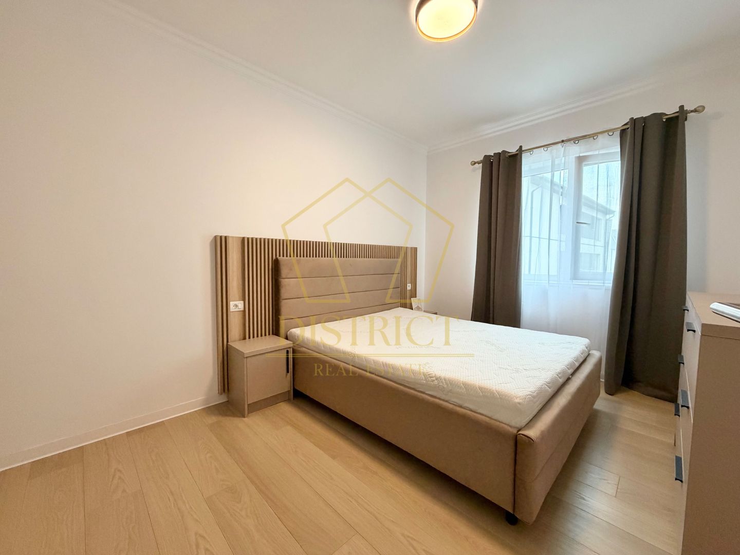 Apartament cu 2 camere mobilat la etajul 2 in Giroc, zona planetelor la asfalt. - Poză 8