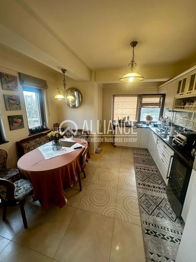 Apartament de vânzare - Km 5, bloc nou (2014) - Poză 2
