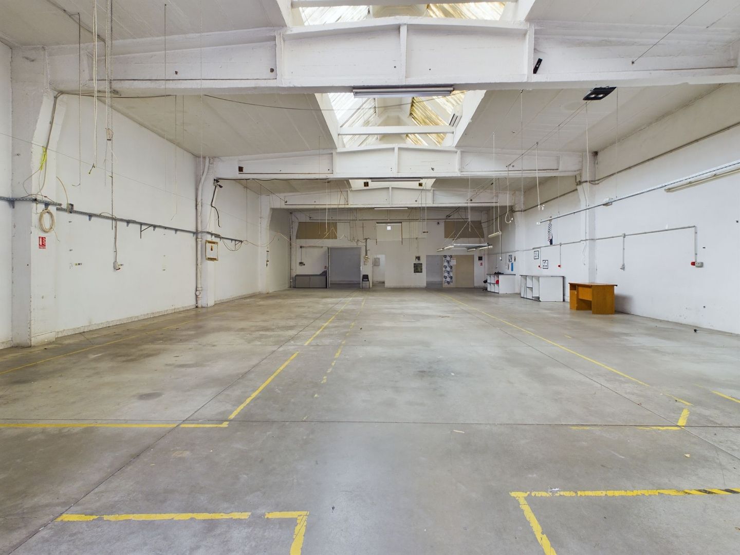 Hală suprafața de 424mp în Arad - Poză 6